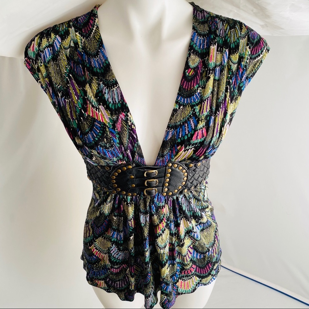 Sky silk multicolor v-neck with leather half belt xs